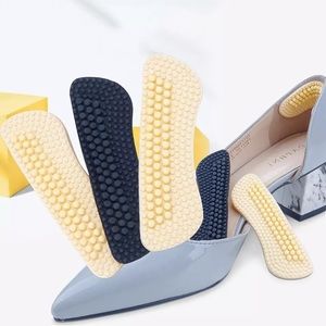NWT Shoe Pads